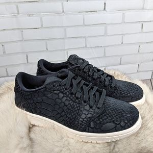 SALE LAST PAIR!!Nike Air Jordan 1 Retro Low Python